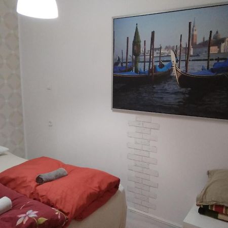 Apartament Przy Parku Noclegi Plock Ngoại thất bức ảnh