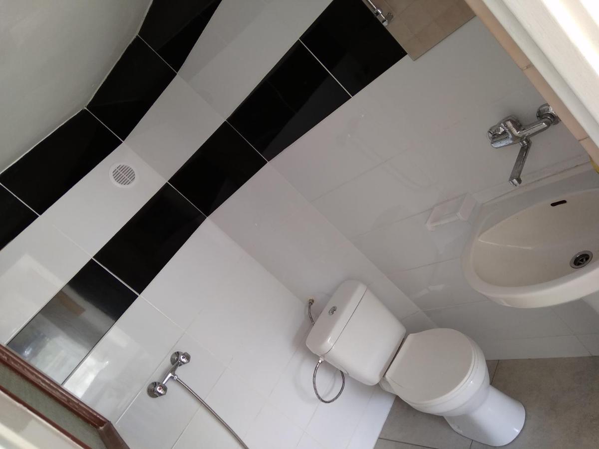 Apartament Przy Parku Noclegi Plock Ngoại thất bức ảnh
